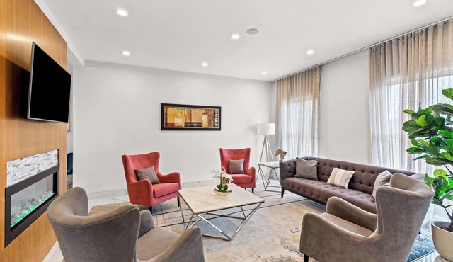 Best Western Plus Montreal East