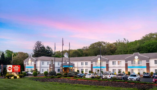 Best Western Plus New England Inn & Suites