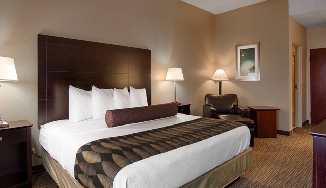 Best Western Plus O'Hare International South Hotel