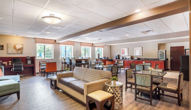Best Western Plus Oak Mountain Inn