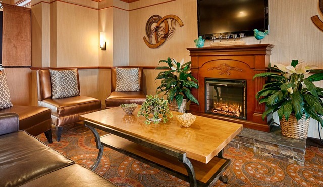 Best Western Plus Pontoon Beach