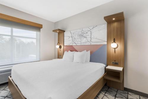 Best Western Plus Rose City Conference Center Inn