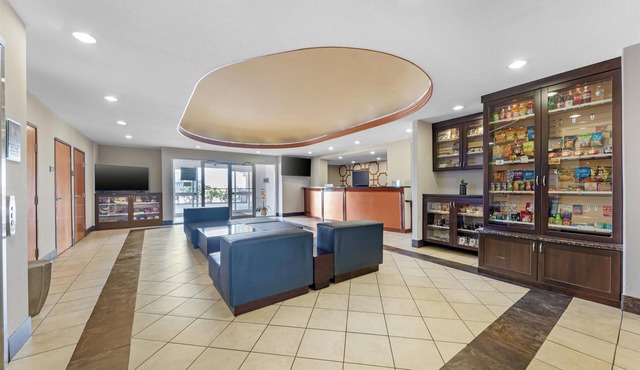Best Western Plus San Antonio East Inn & Suites