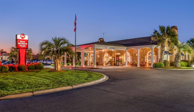 Best Western Plus Santee Inn