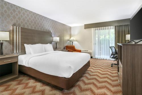 Best Western Plus Sonora Oaks Hotel and Conference Center