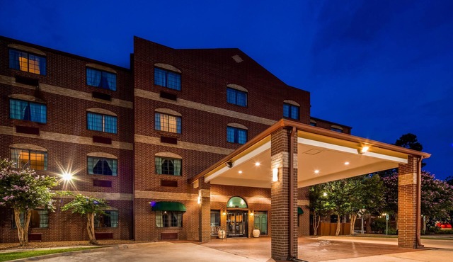 Best Western Plus The Woodlands