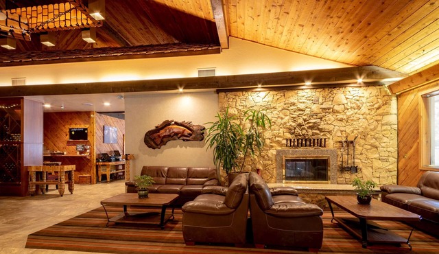 Best Western Plus Tree House