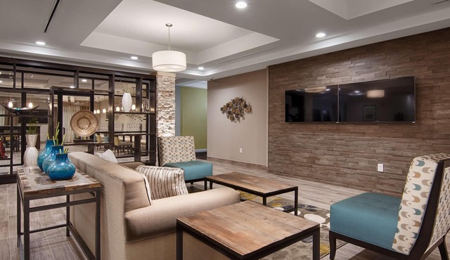 Best Western Plus College Station Inn & Suites