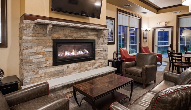 Best Western Plus Wausau/Rothschild Hotel