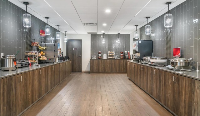 Best Western Plus Wayland Hotel