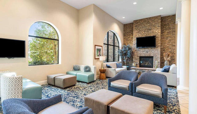 Best Western Plus Westgate Inn & Suites