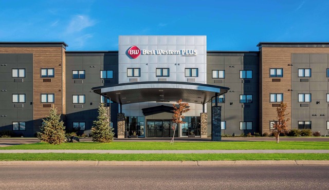 Best Western Plus Winkler