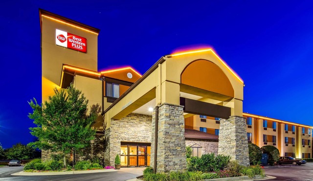 Best Western Plus Woodland Hills Hotel & Suites