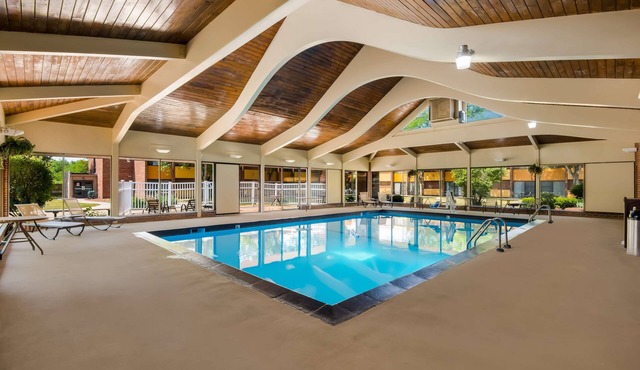 Best Western Prairie Inn & Conference Center