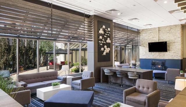 Best Western Premier Calgary Plaza Hotel & Conference Centre