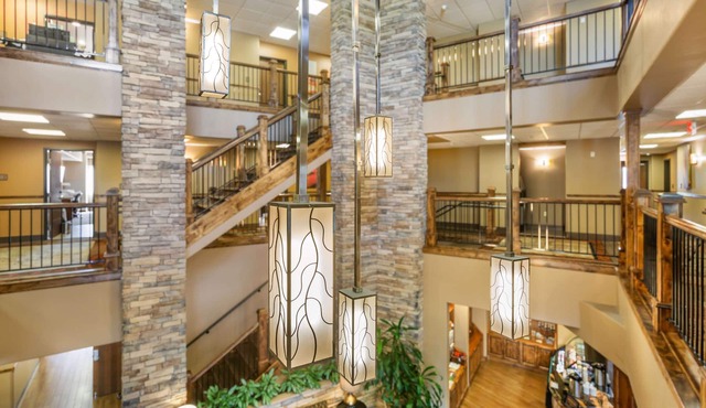 Best Western Premier Ivy Inn & Suites