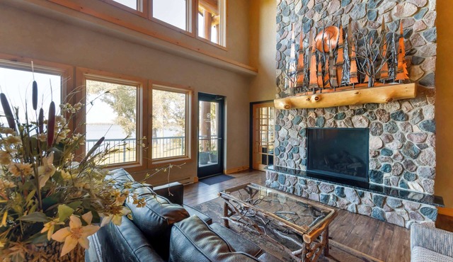 Best Western Premier The Lodge on Lake Detroit
