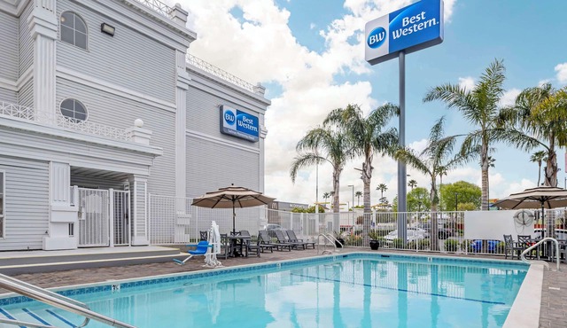Best Western Salinas Monterey Hotel