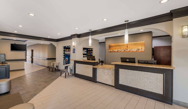 Best Western South Plains Inn & Suites