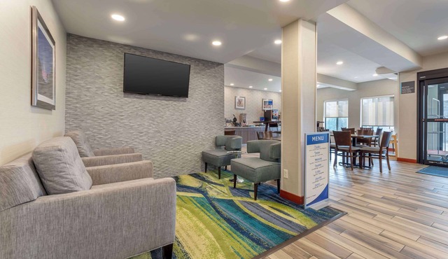 Best Western St. Clairsville Inn & Suites