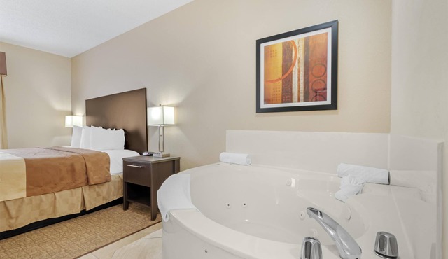 Best Western Teal Lake Inn