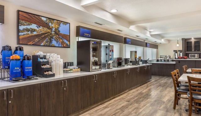 Best Western Town & Country Lodge