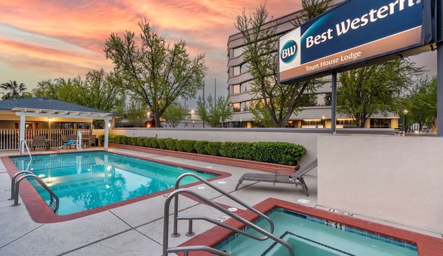 Best Western Town House Lodge