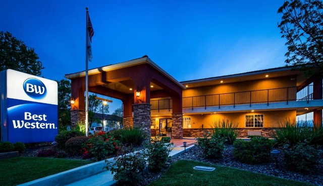 Best Western Willows Inn