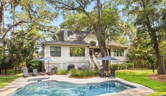 BESTNEST by Beverly Serral: 74 Baynard Cove Road *Private Pool*