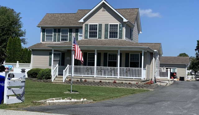 Bethany Beach and Close by Marinas! Family and Pet Friendly!