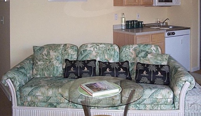 Bethany Beach Inn - 102 Bethany Beach Inn