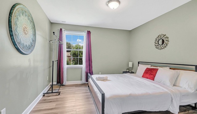 Bethany Grove House B | Cozy Stay w/Pool Access