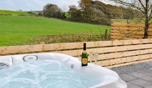 Beths Bothy - a pod that sleeps 2 guests in 1 bedroom