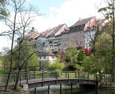 Bett am Weiher
