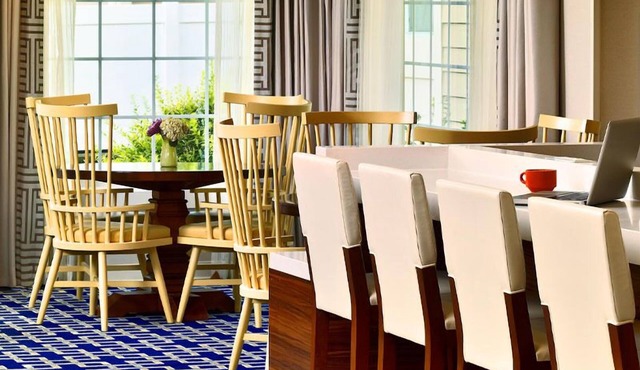 Better Choice for Vacation! Pet-Friendly, w/Seasonal Pool, Near Grover Park