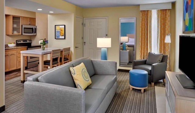 Better Choice For Your Vacation! Free Parking, Pets Allowed!