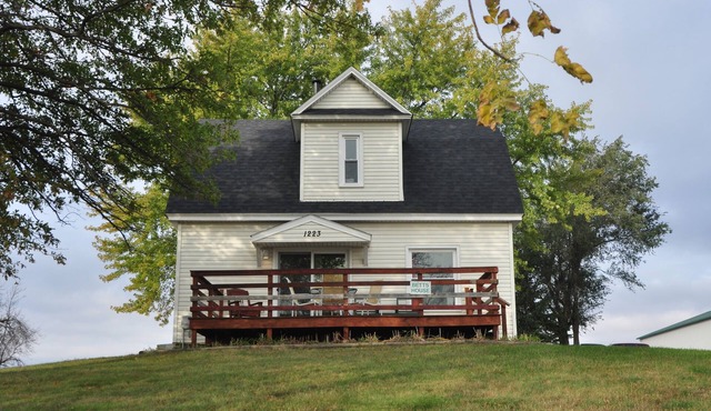 Betts Farmhouse at Whiterock Conservancy