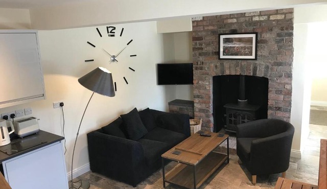 Bettws Hall Accommodation