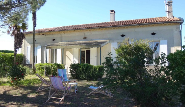 Between the ocean and the estuary