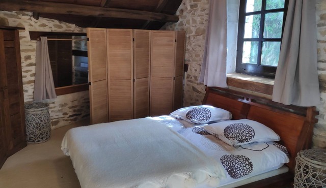 Between charm and relaxation with its jacuzzi.