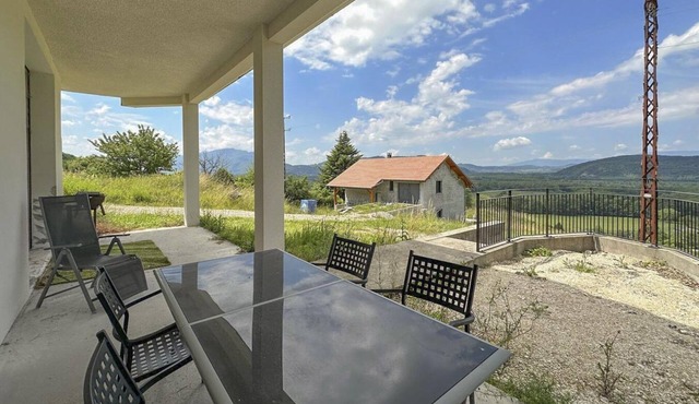 BETWEEN LAKE AND MOUNTAINS - B