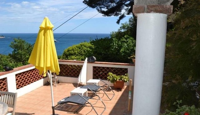 Between Monaco & St Jean Cap Ferrat, Eze bord de Mer, 200 m from the beach
