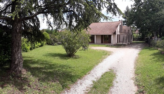 Between sea and Cevennes, villa, 3 bedrooms, large enclosed garden, close to greenways