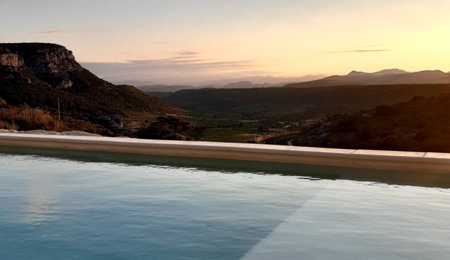 Between sea and mountains VINGRAU the step of the ladder - France