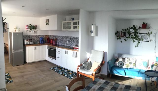 Between Sea and Mountains