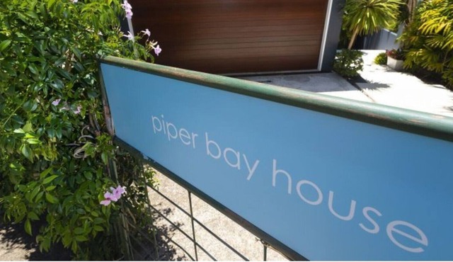 Between the ocean & the lake