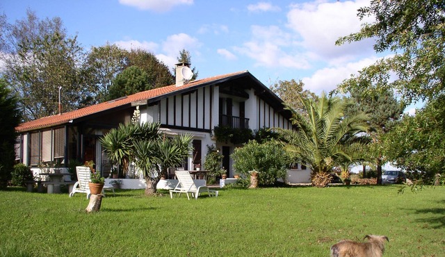 Between the sea and the mountains