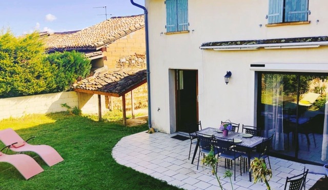 Between Toulouse and Bordeaux, cottage of 2 to 8 people in Auvillar
