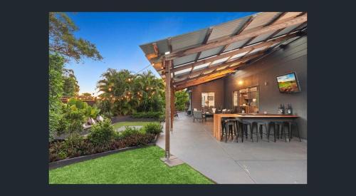 Between Trees and Tide