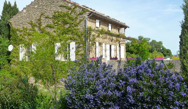 Between Vaison and Mont-Ventoux, Provencal farmhouse on the edge of the village of Faucon